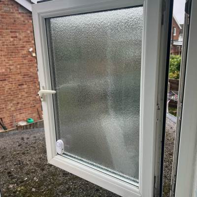 windows repairs warrington